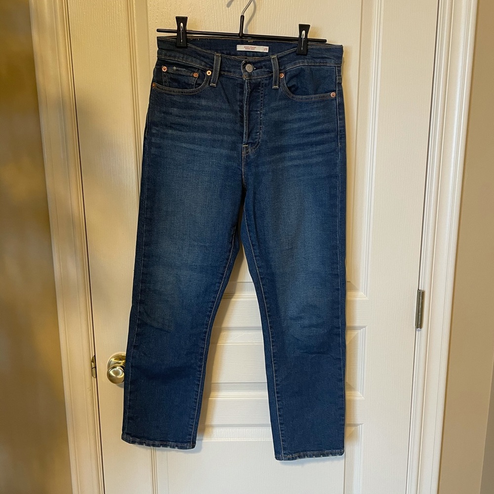 Levi’s Wedgie Straight